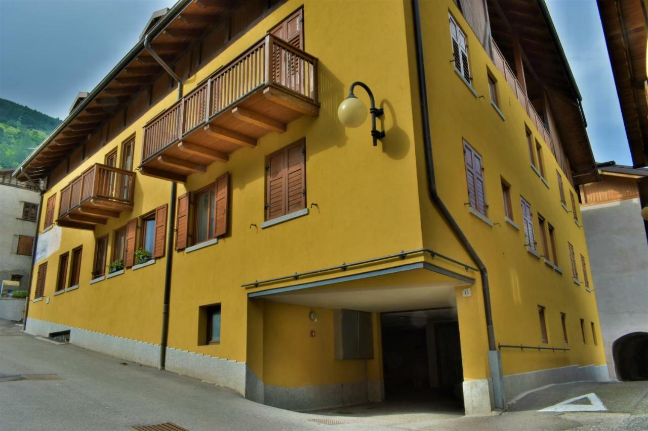 I Larici Apartment Монкласико Екстериор снимка