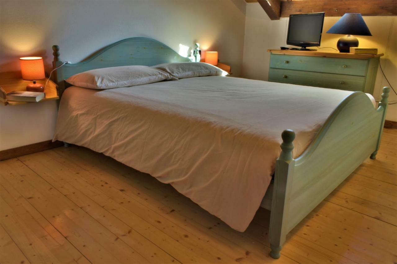 I Larici Apartment Монкласико Екстериор снимка