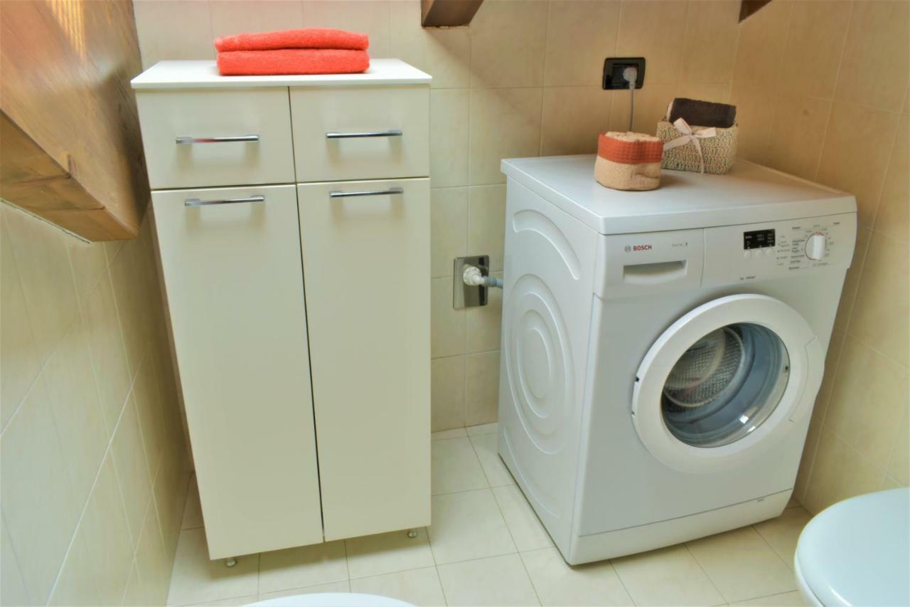 I Larici Apartment Монкласико Екстериор снимка